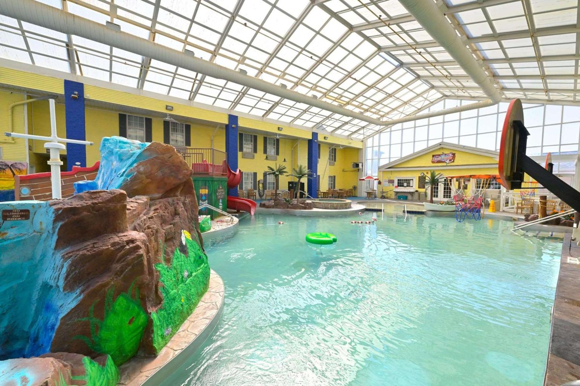 Comfort Inn Splash Harbor Bellville Exteriör bild